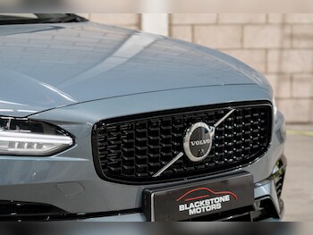 Used Volvo V90 2022 for sale - 77768434: Photo