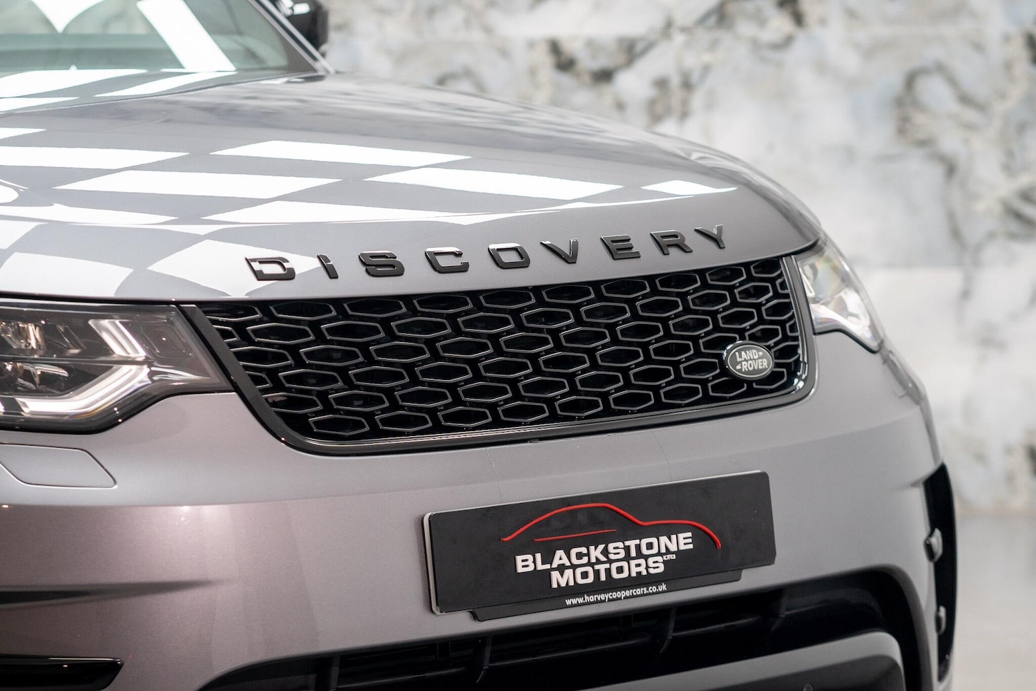 Used Land Rover Discovery 2020 for sale - 77468037: Photo 2