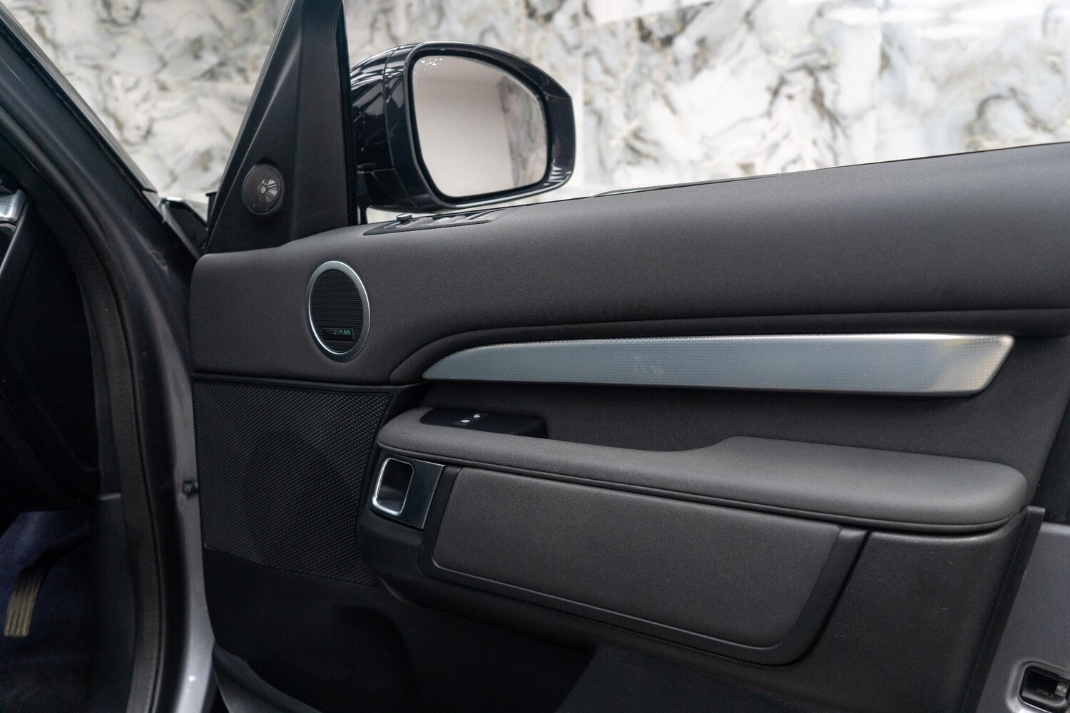 Used Land Rover Discovery 2020 for sale - 77468037: Photo 27