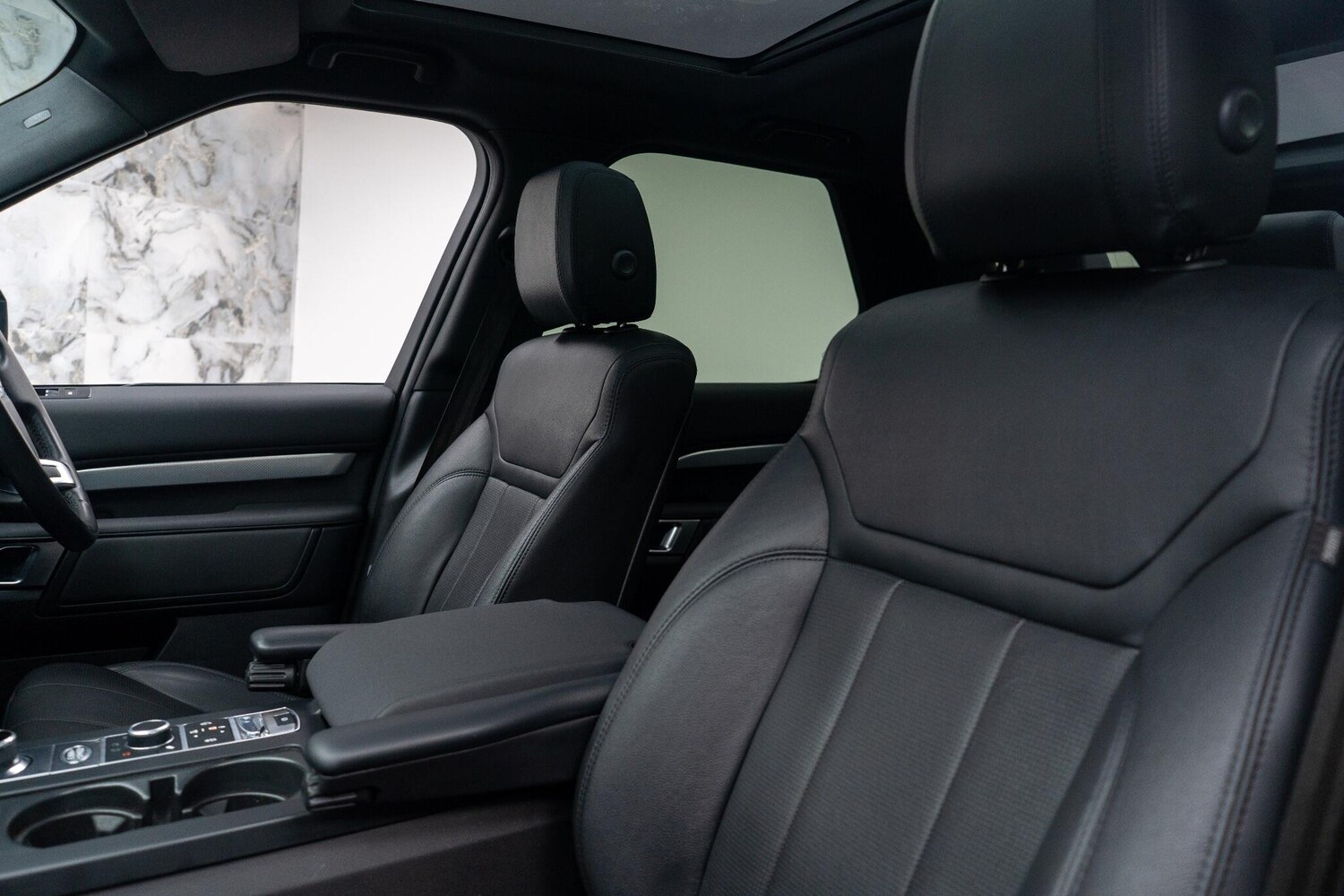 Used Land Rover Discovery 2020 for sale - 77468037: Photo 32