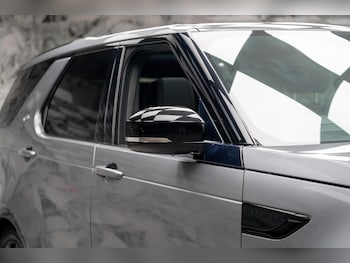 Used Land Rover Discovery 2020 for sale - 77468037: Photo