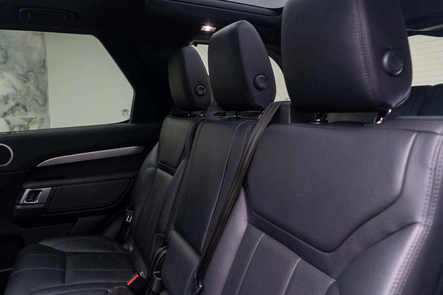 Used Land Rover Discovery 2020 for sale - 77468037: Photo 40