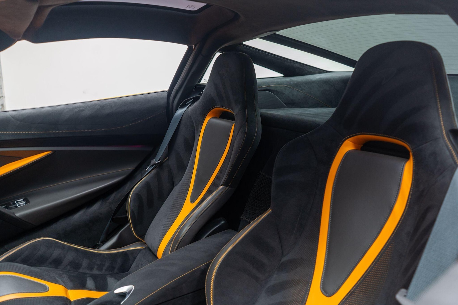 Used McLaren 720S 2018 for sale - 76389021: Photo 17