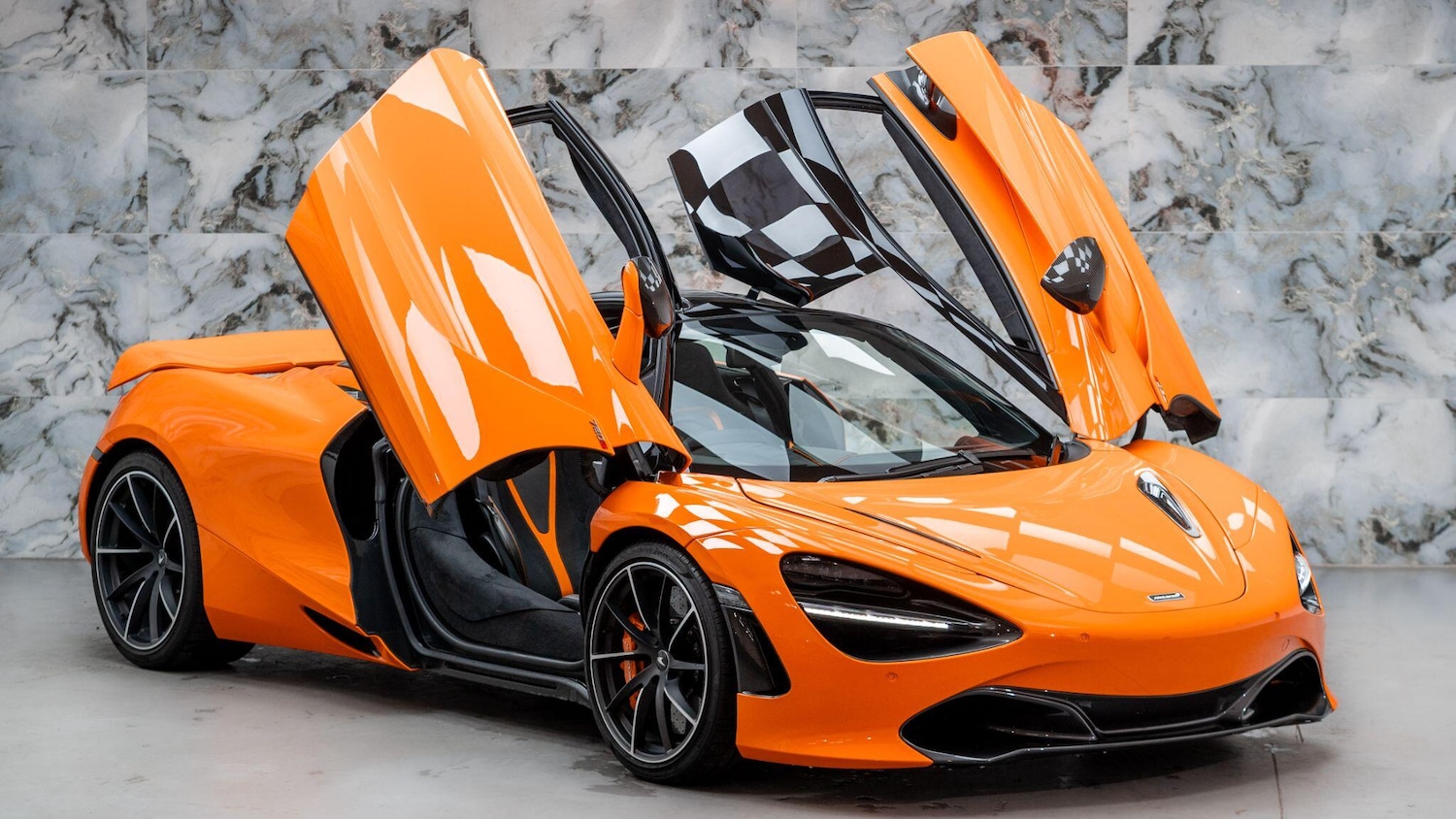 Used McLaren 720S 2018 for sale - 76389021: Photo 2