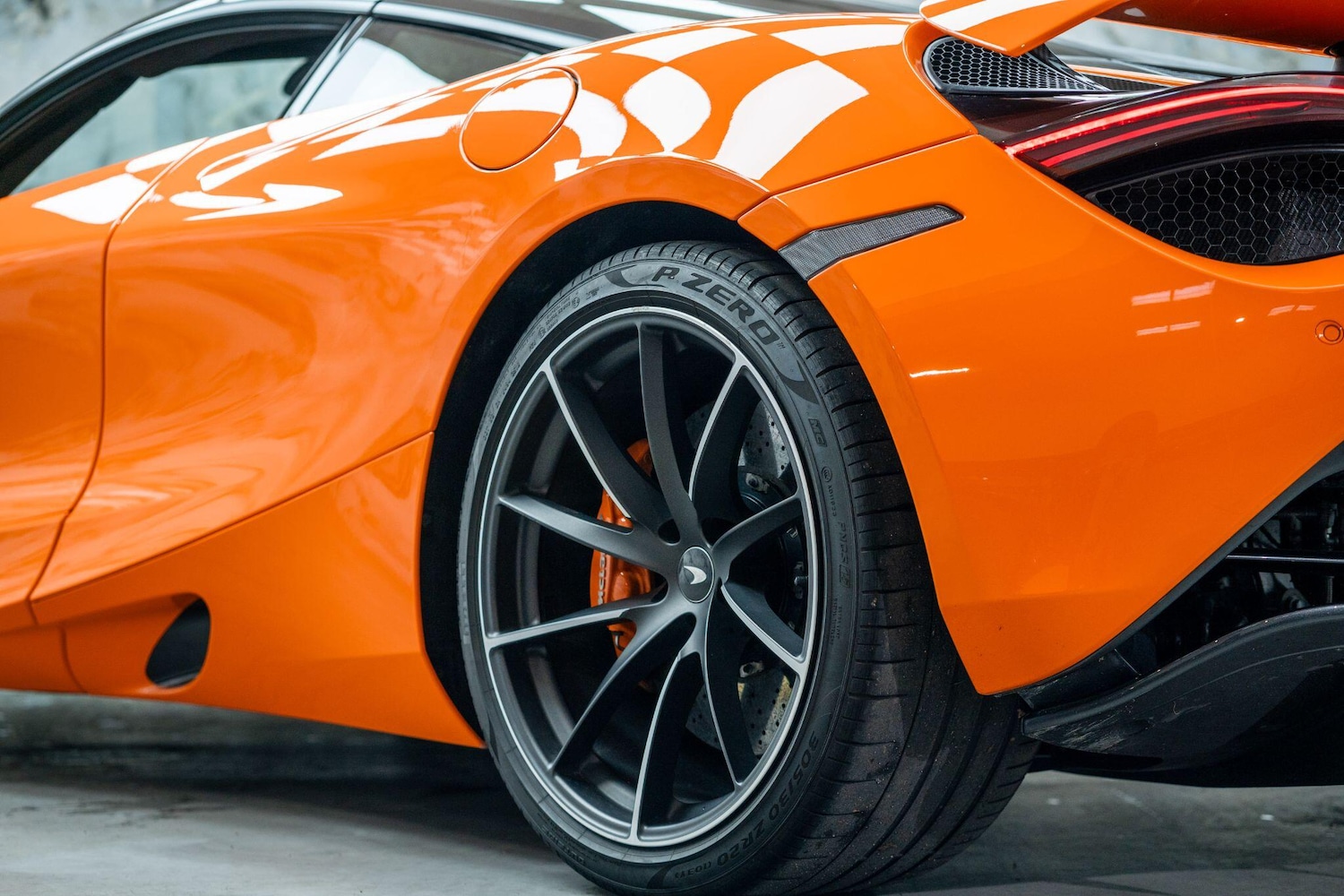 Used McLaren 720S 2018 for sale - 76389021: Photo 38