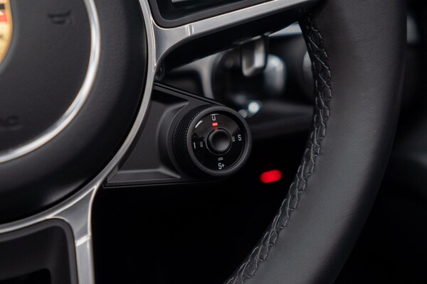 Used Porsche 718 Boxster 2023 for sale - 76167183: Photo 30