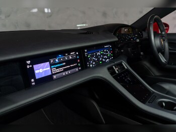 Used Porsche Taycan 2022 for sale - 78430013: Photo