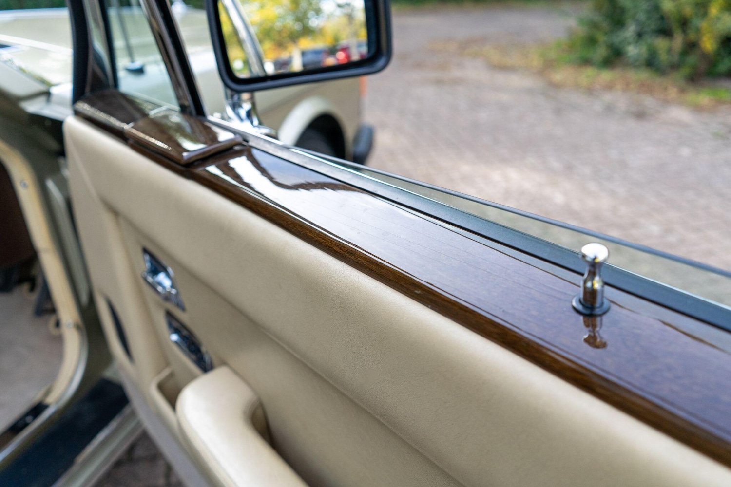 Used Rolls-Royce Silver Spirit for sale - 76714625: Photo 38