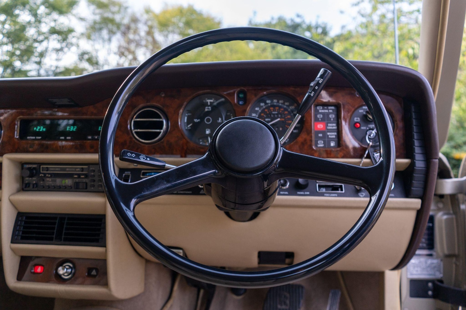 Used Rolls-Royce Silver Spirit for sale - 76714625: Photo 40