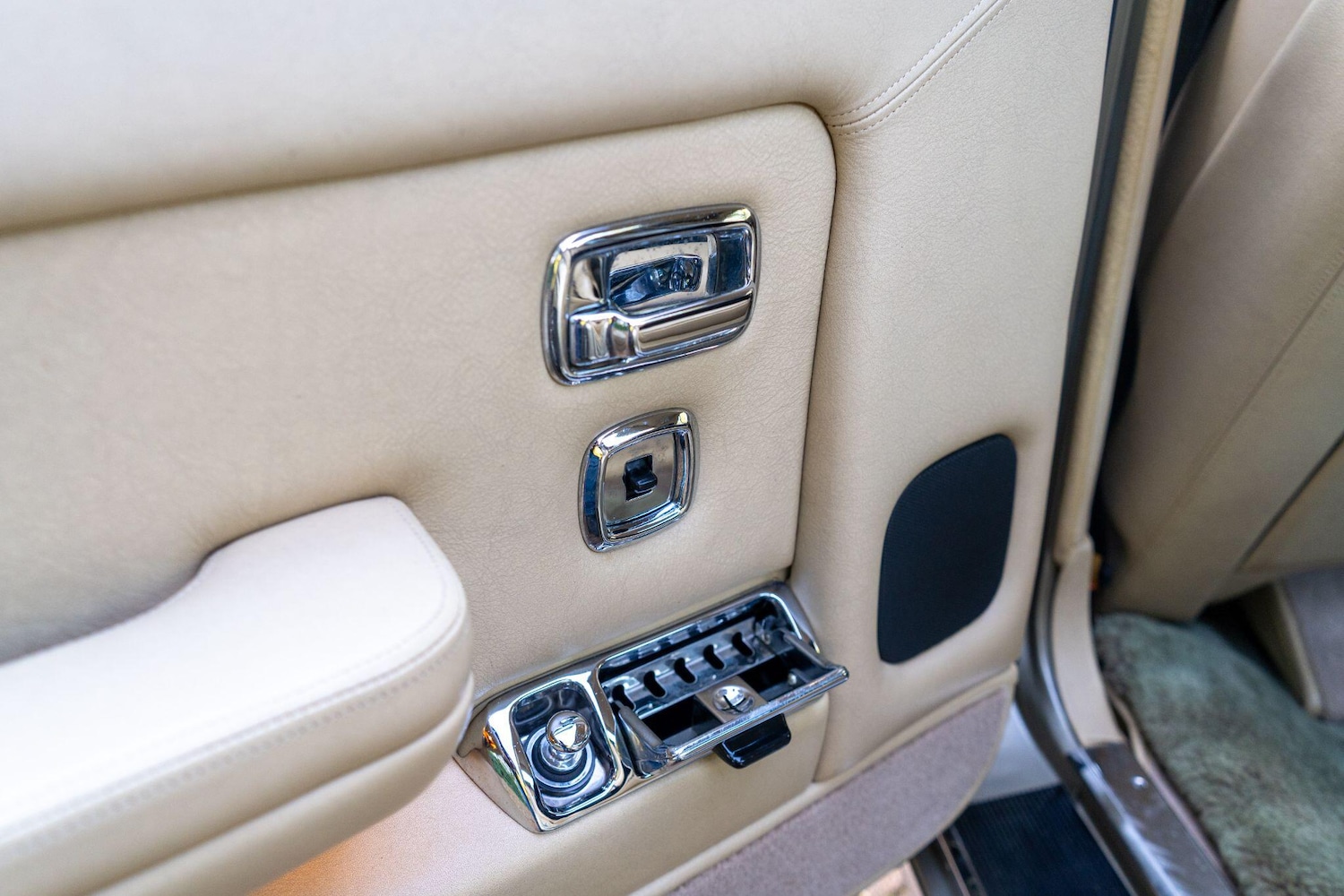 Used Rolls-Royce Silver Spirit for sale - 76714625: Photo 47