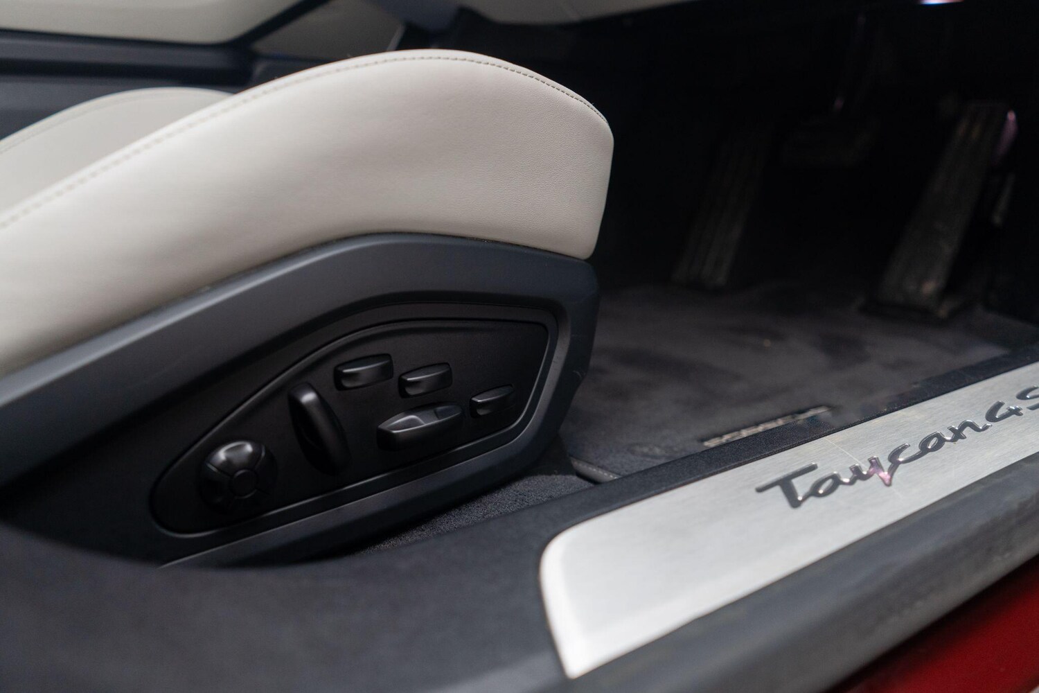 Used Porsche Taycan for sale - 77510248: Photo 38