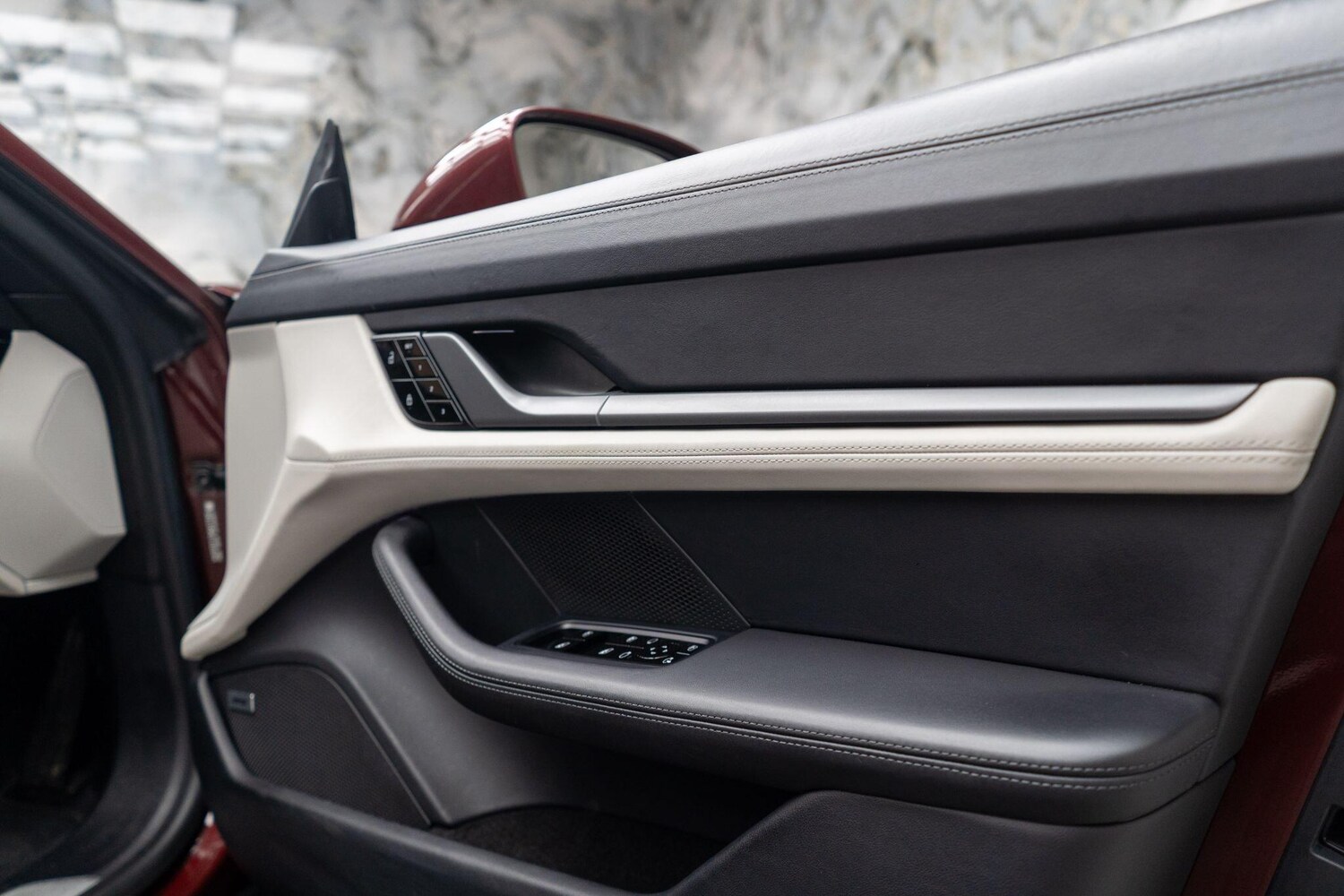 Used Porsche Taycan for sale - 77510248: Photo 39