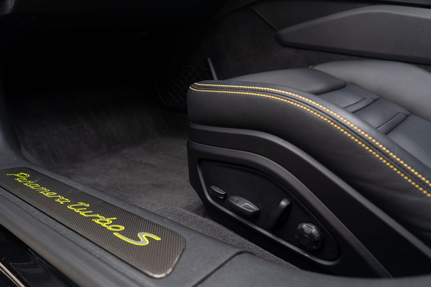 Used Porsche Panamera 2021 for sale - 76072163: Photo 38