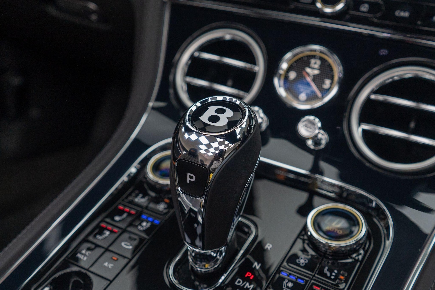 Used Bentley Continental 2024 for sale - 76742427: Photo 34