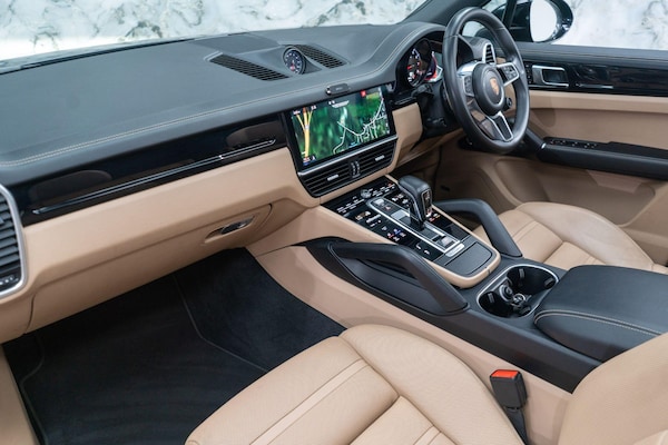 Used Porsche Cayenne 2018 for sale - 75532387: Photo 14
