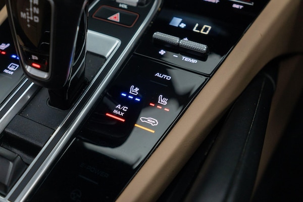 Used Porsche Cayenne 2018 for sale - 75532387: Photo 30