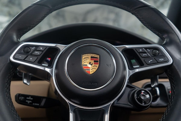 Used Porsche Cayenne 2018 for sale - 75532387: Photo 37