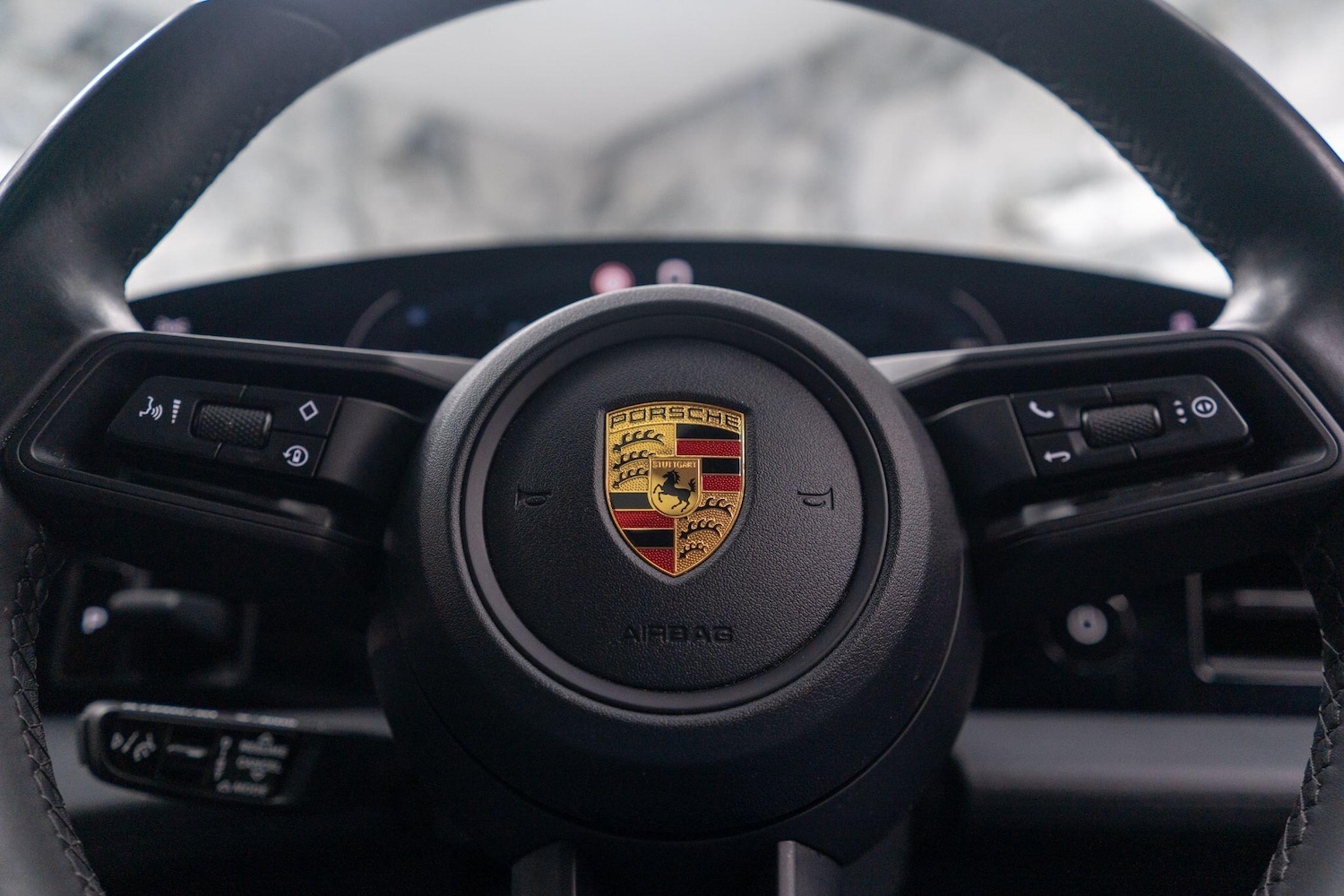 Used Porsche Taycan 2021 for sale - 76992605: Photo 33