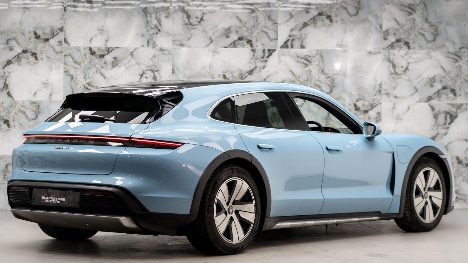 Used Porsche Taycan 2021 for sale - 76992605: Photo 8