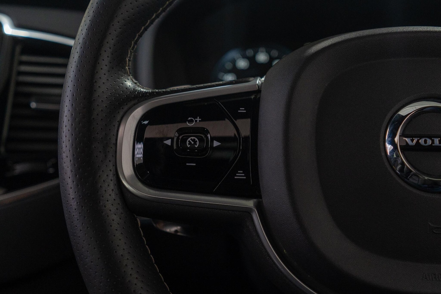 Used Volvo XC90 2018 for sale - 77478870: Photo 27