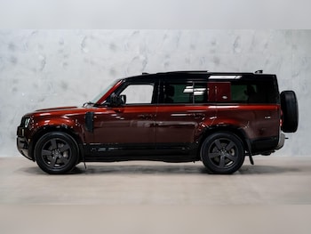 Used Land Rover Defender 130 2023 for sale - 78728182: Photo