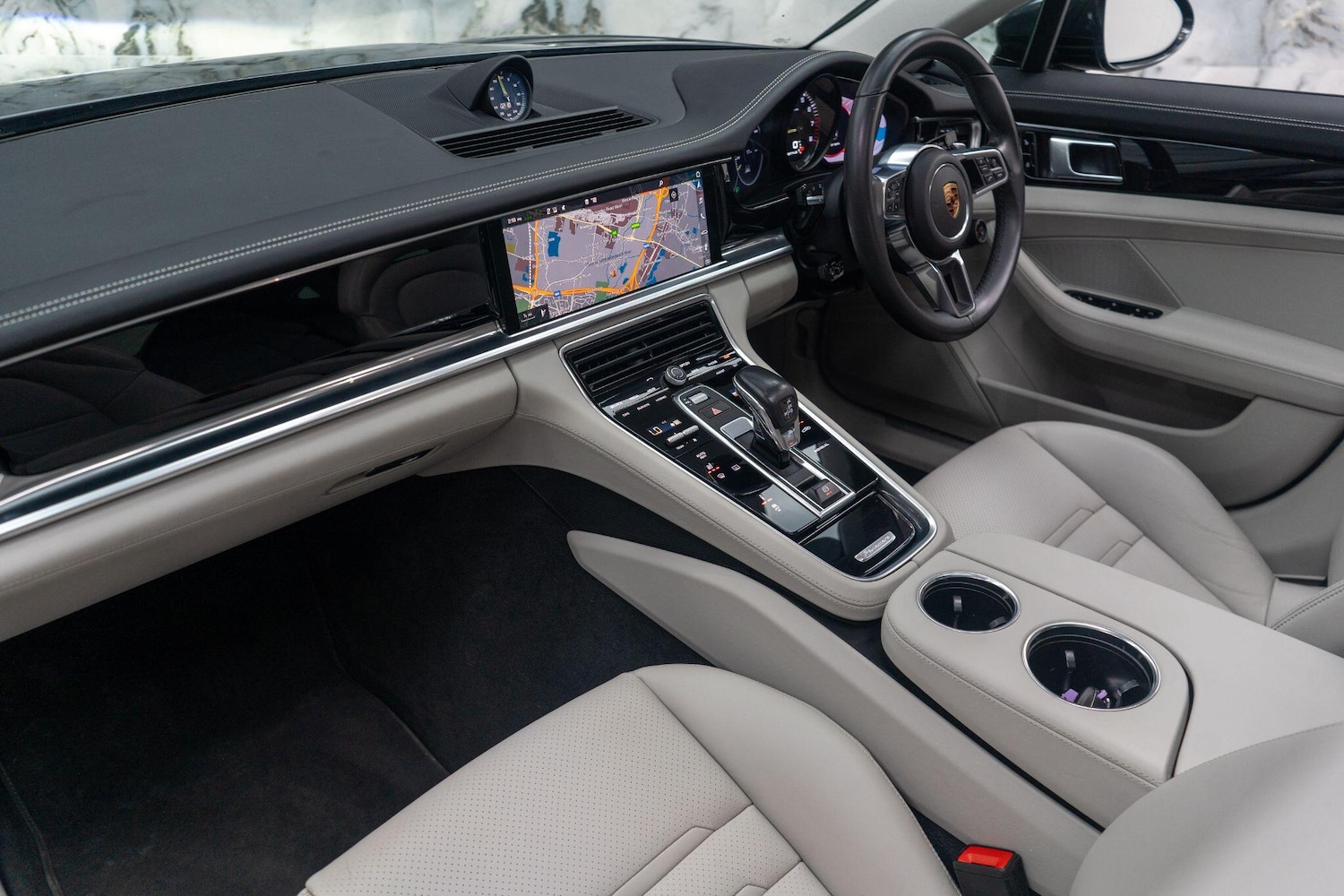 Used Porsche Panamera 2018 for sale - 76472452: Photo 13