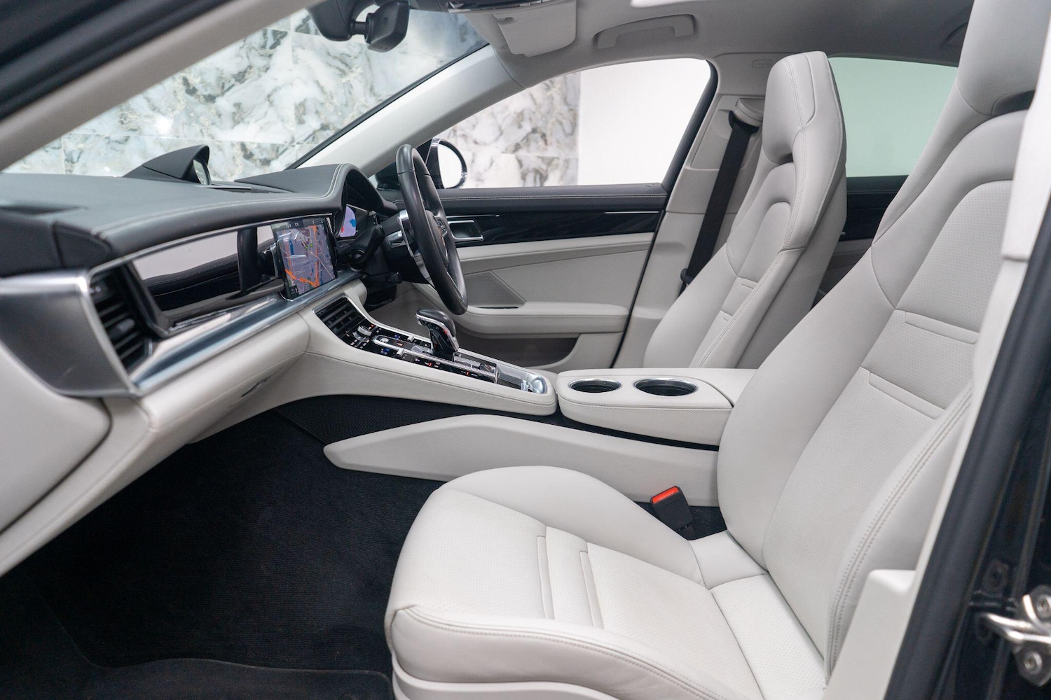 Used Porsche Panamera 2018 for sale - 76472452: Photo 14