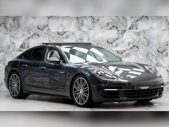 Used Porsche Panamera 2018 for sale - 76472452: Photo