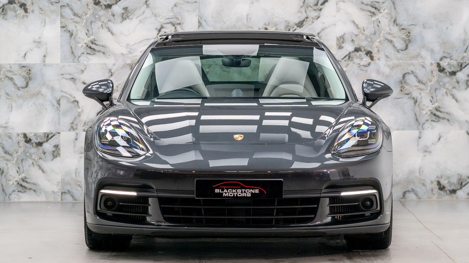 Used Porsche Panamera 2018 for sale - 76472452: Photo 3