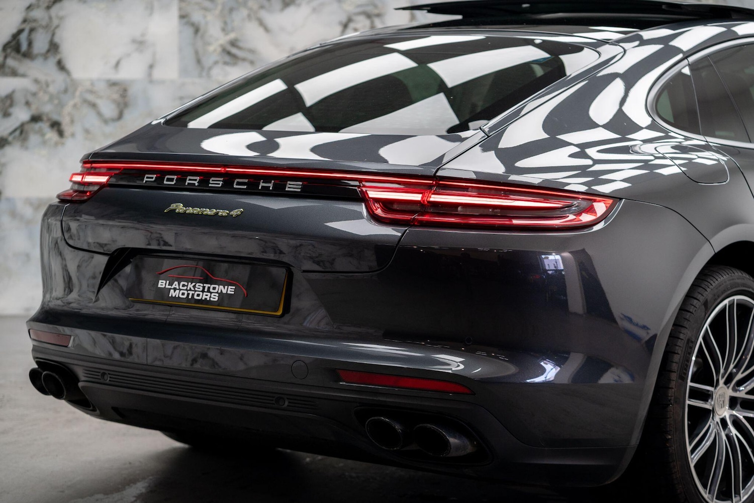 Used Porsche Panamera 2018 for sale - 76472452: Photo 42