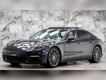 Used Porsche Panamera 2018 for sale - 76472452: Photo