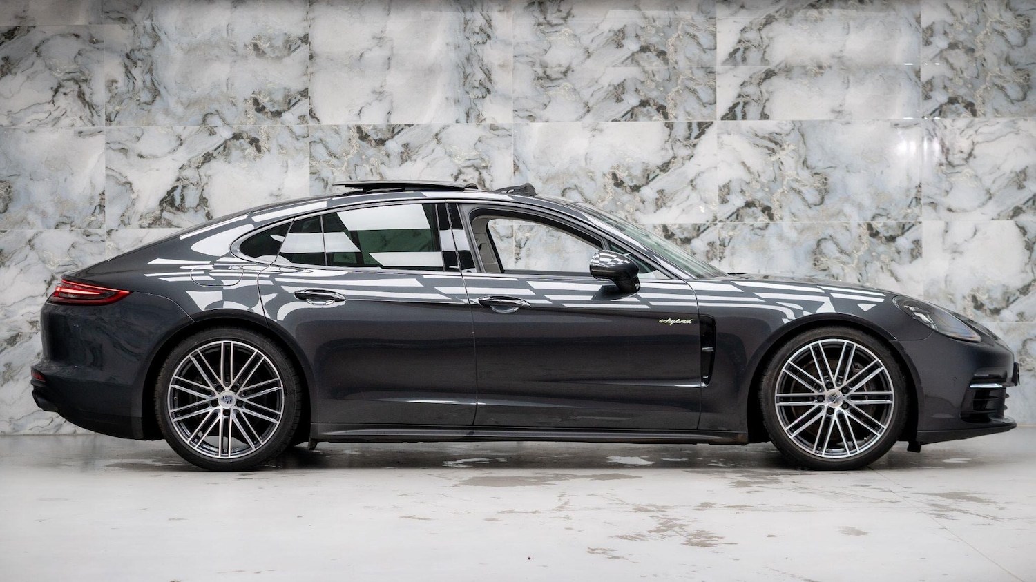 Used Porsche Panamera 2018 for sale - 76472452: Photo 8