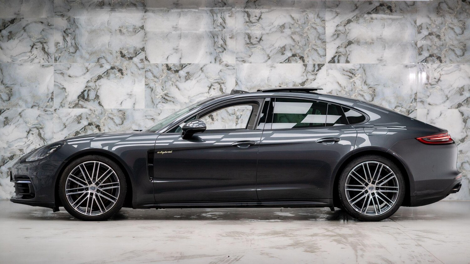 Used Porsche Panamera 2018 for sale - 76472452: Photo 9