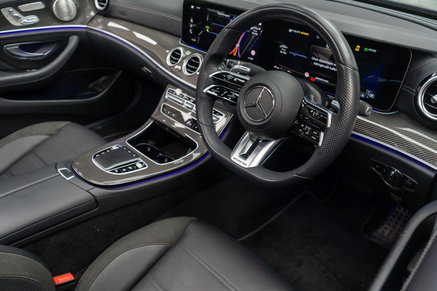Used Mercedes-Benz E-Class 2021 for sale - 76152534: Photo 11