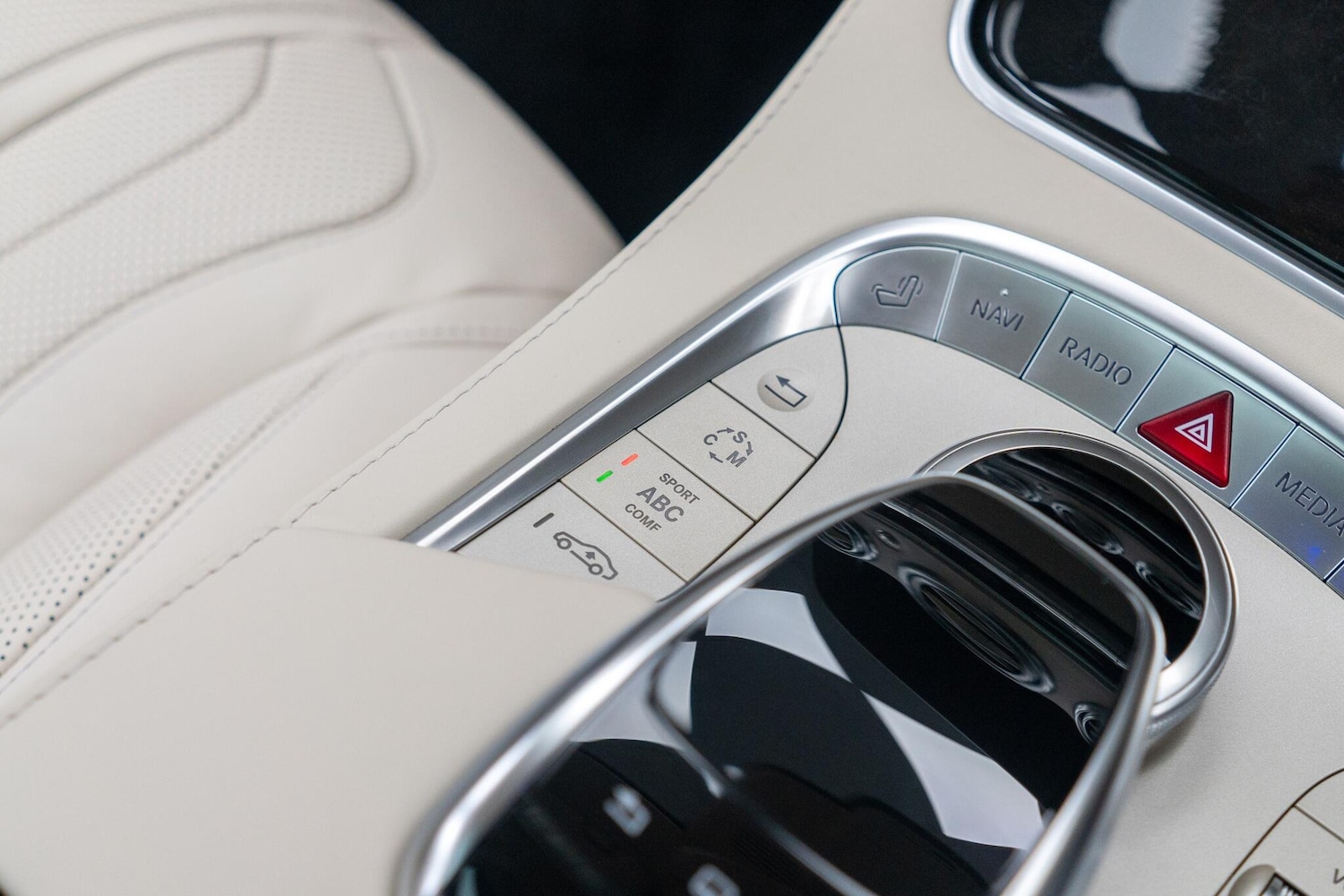 Used Mercedes-Benz S Class 2015 for sale - 76585056: Photo 32