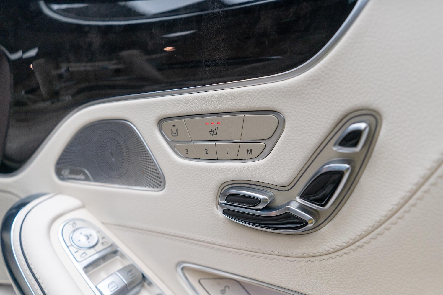 Used Mercedes-Benz S Class 2015 for sale - 76585056: Photo 35