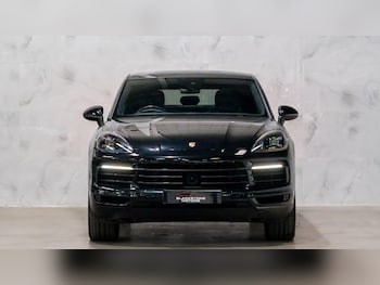 Used Porsche Cayenne 2023 for sale - 79374534: Photo