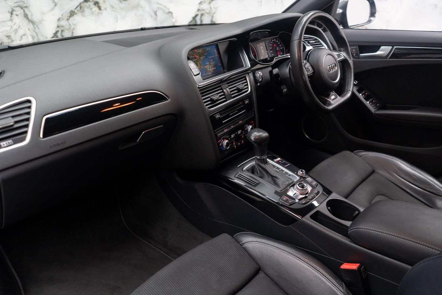 Used Audi A4 2014 for sale - 77230236: Photo 12