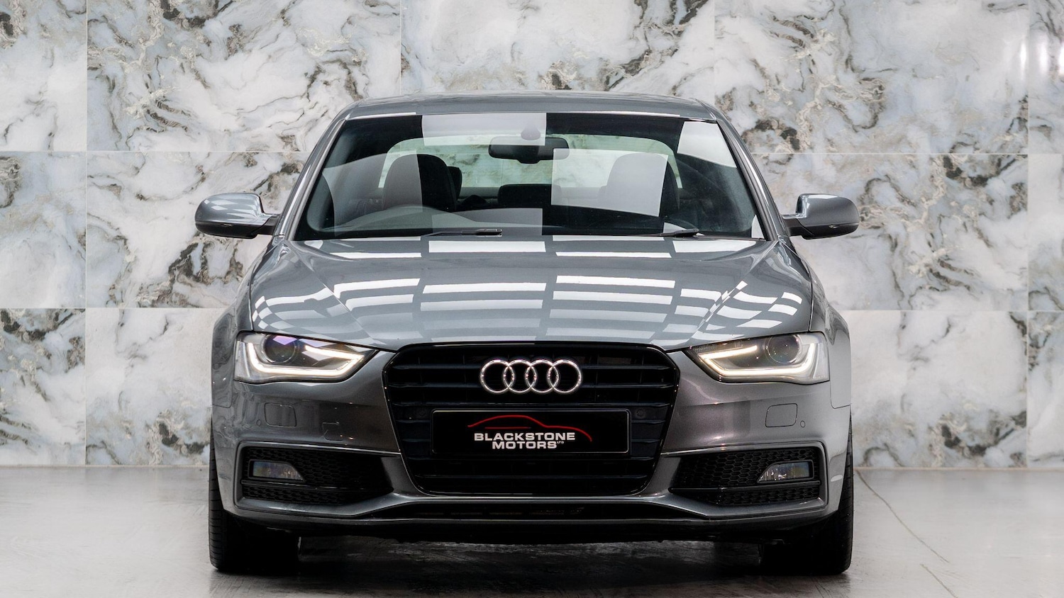 Used Audi A4 2014 for sale - 77230236: Photo 2