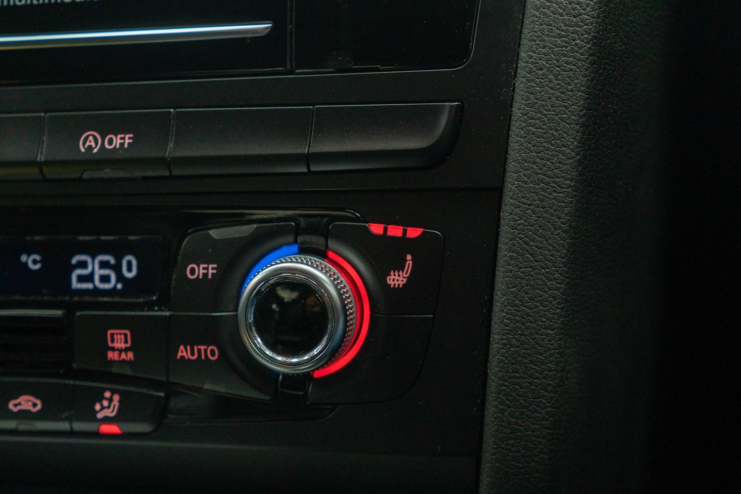 Used Audi A4 2014 for sale - 77230236: Photo 23