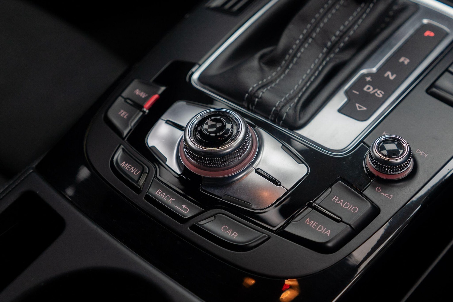 Used Audi A4 2014 for sale - 77230236: Photo 25