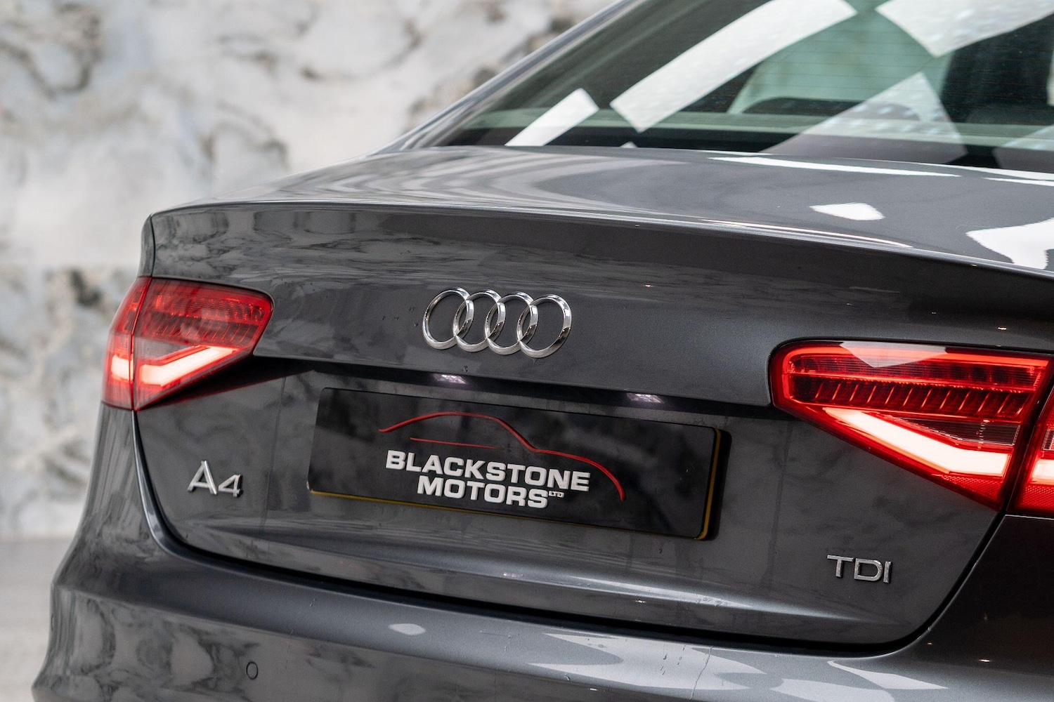 Used Audi A4 2014 for sale - 77230236: Photo 37