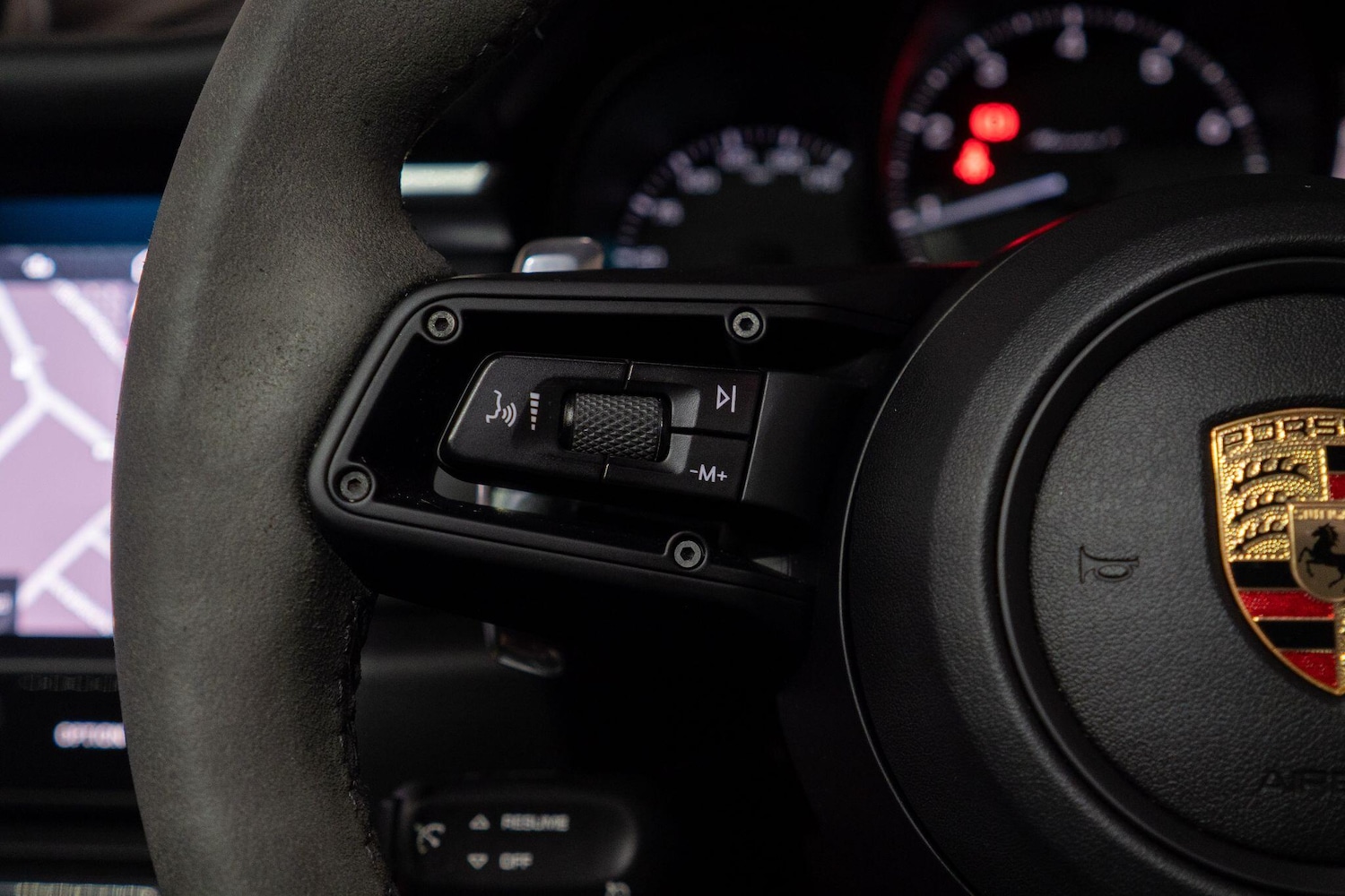 Used Porsche Macan 2023 for sale - 78184279: Photo 16