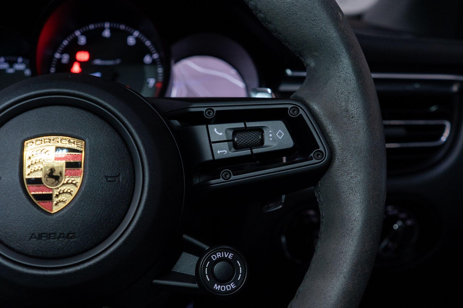 Used Porsche Macan 2023 for sale - 78184279: Photo 17