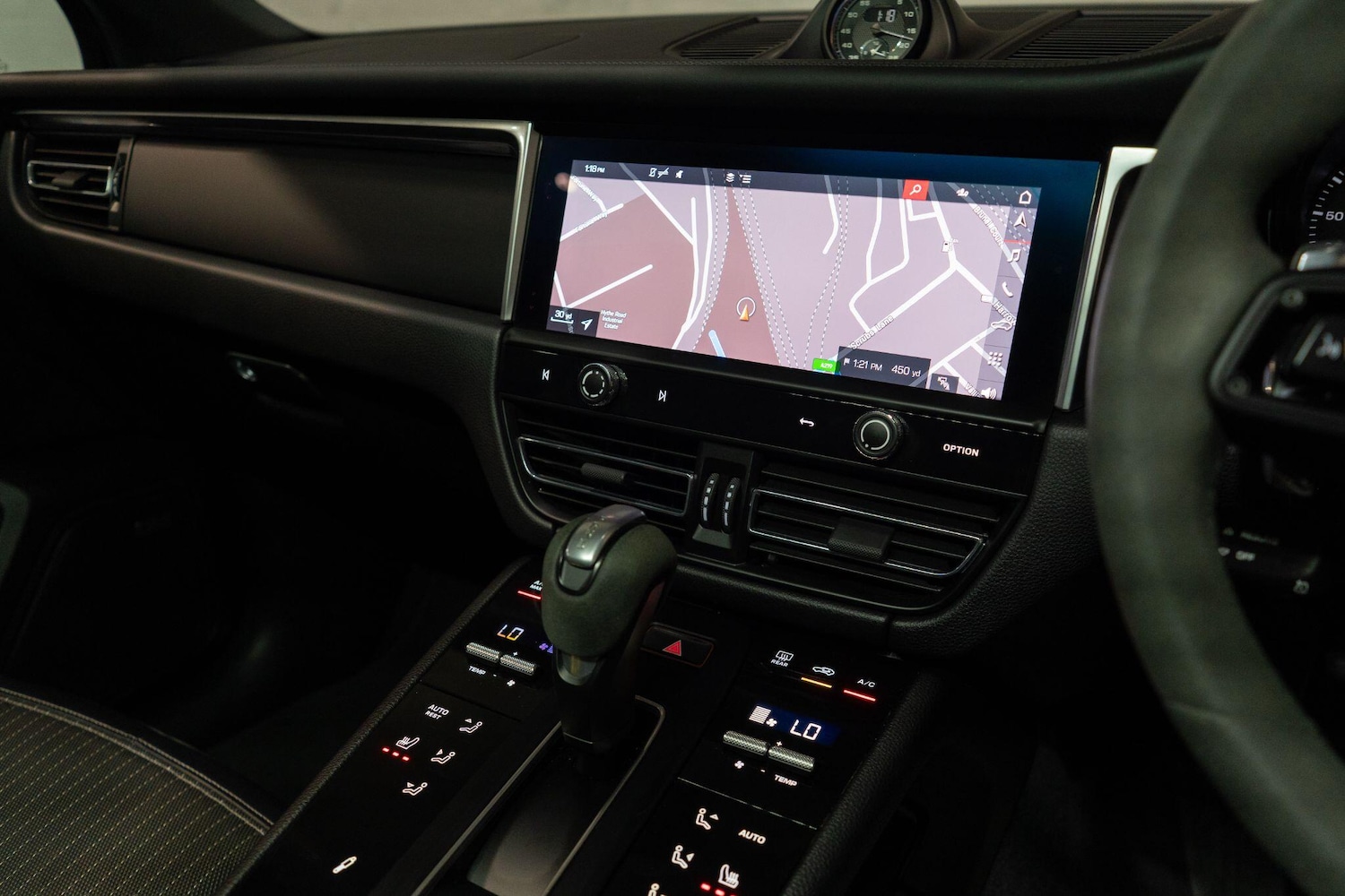 Used Porsche Macan 2023 for sale - 78184279: Photo 24