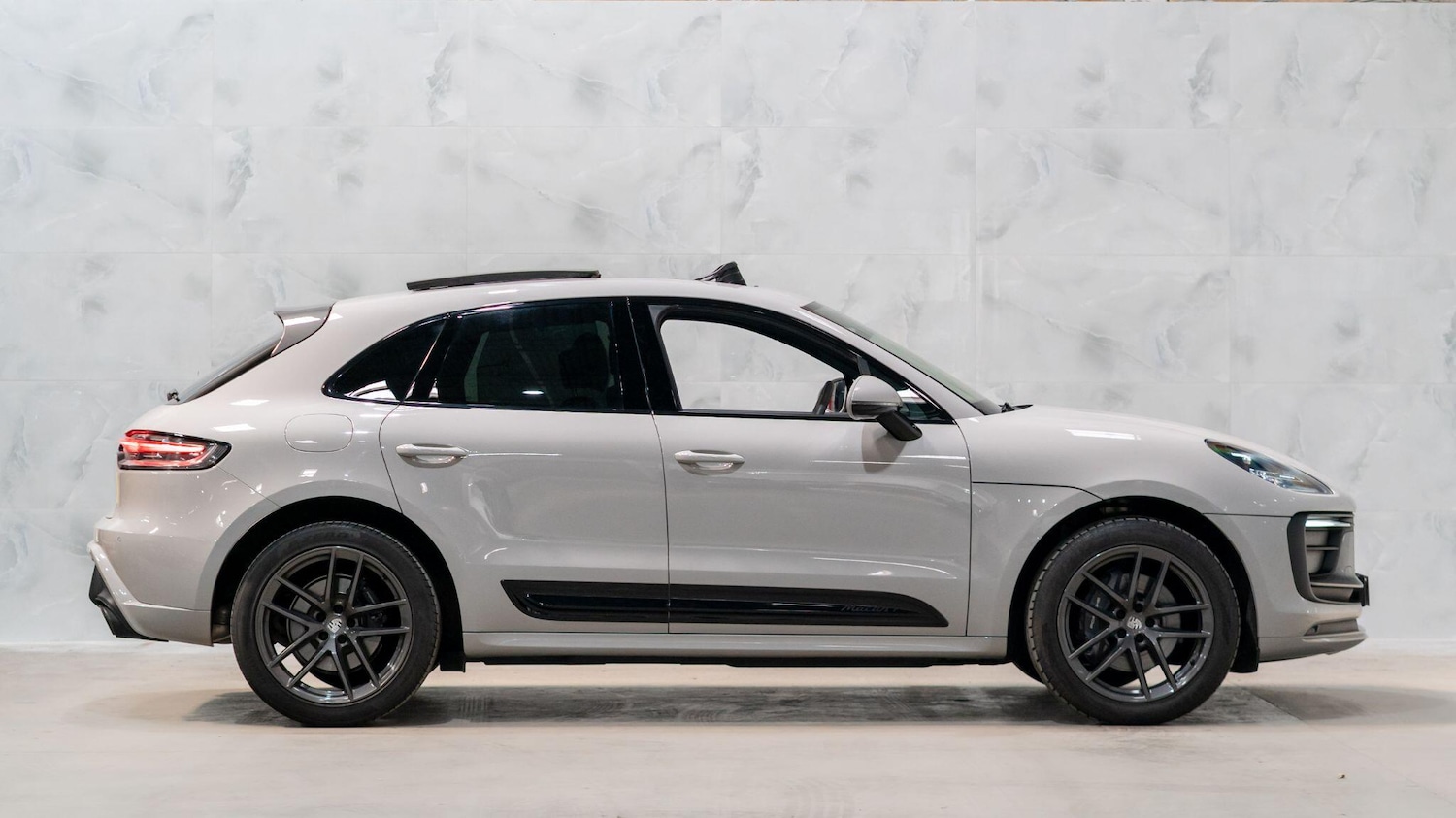 Used Porsche Macan 2023 for sale - 78184279: Photo 6