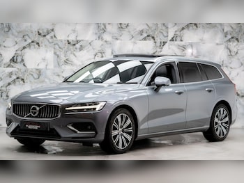 Used Volvo V60 2020 for sale - 76765713: Photo