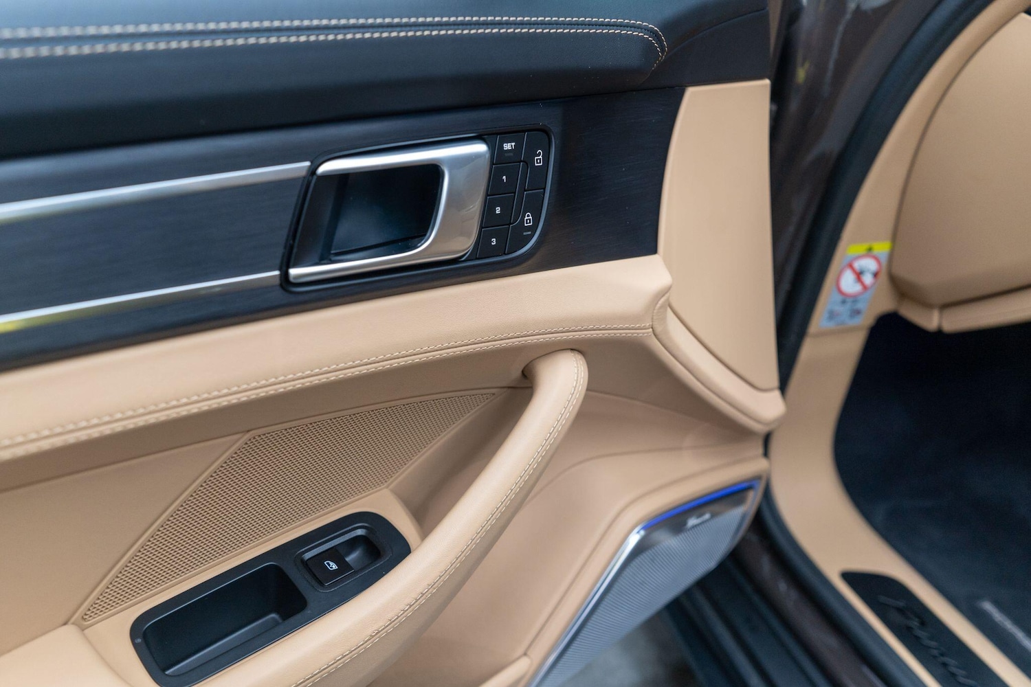 Used Porsche Panamera for sale - 76151451: Photo 38