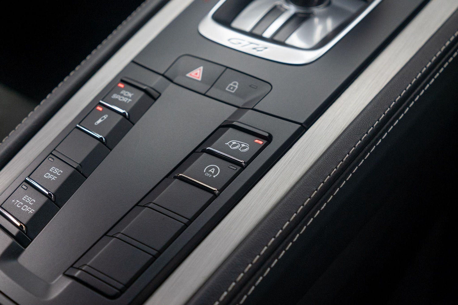 Used Porsche 718 Cayman 2023 for sale - 76802210: Photo 24