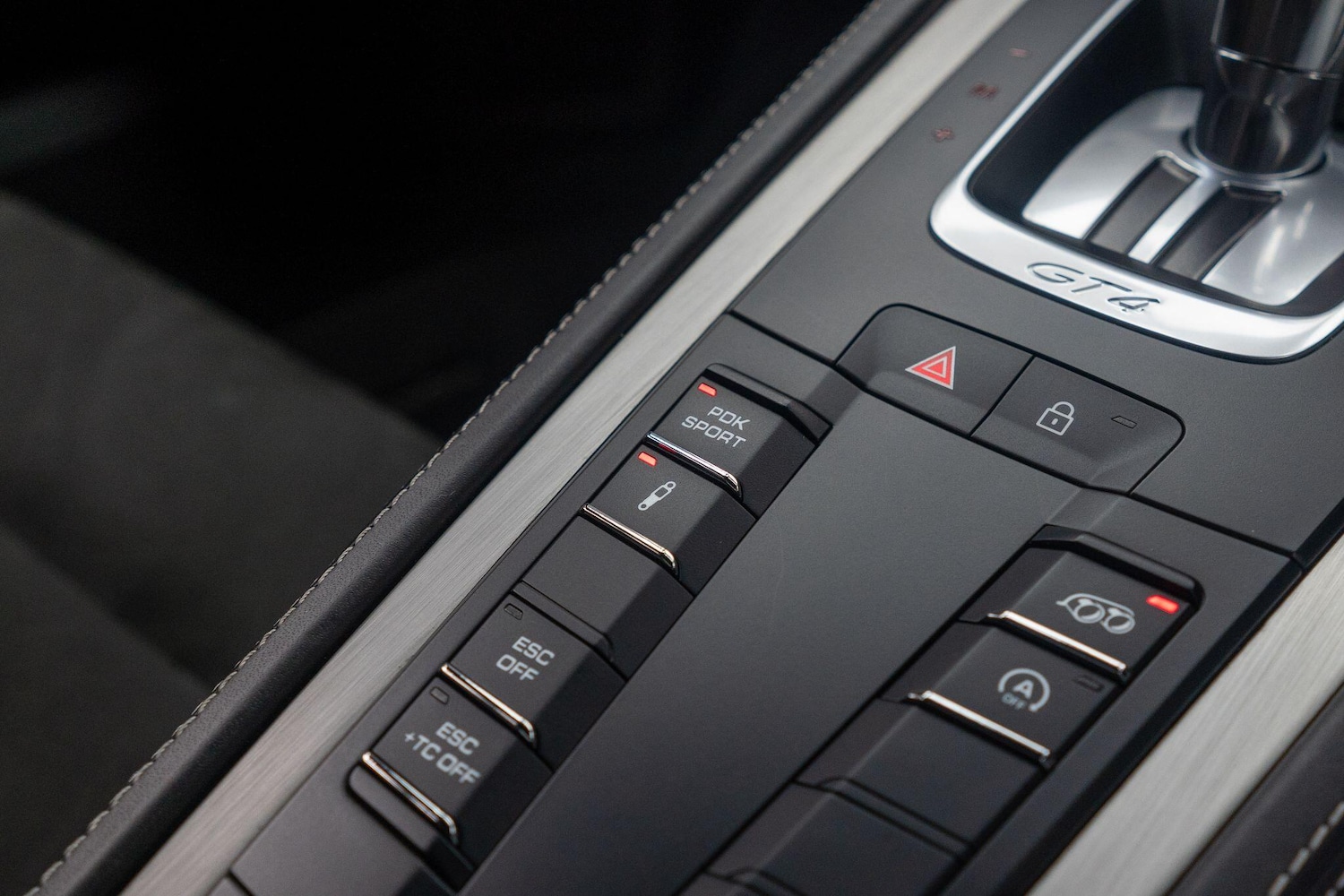 Used Porsche 718 Cayman 2023 for sale - 76802210: Photo 25